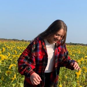 Meet your Posher, Camille